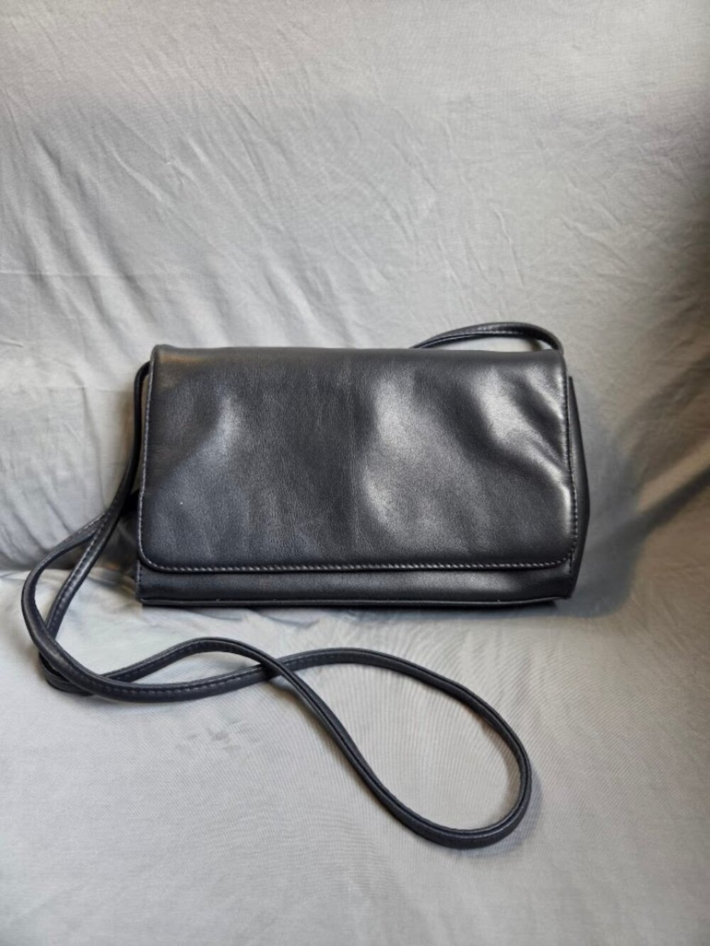 Laura Scott Vintage Navy Leather Clutch Purse Crossbody removable strap